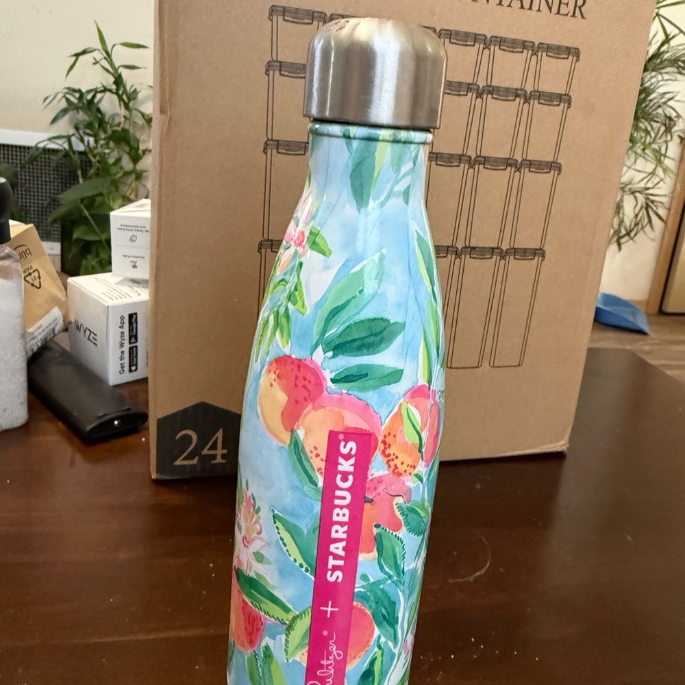 Lilly Pulitzer x Starbucks S'well water bottle-Limited edition